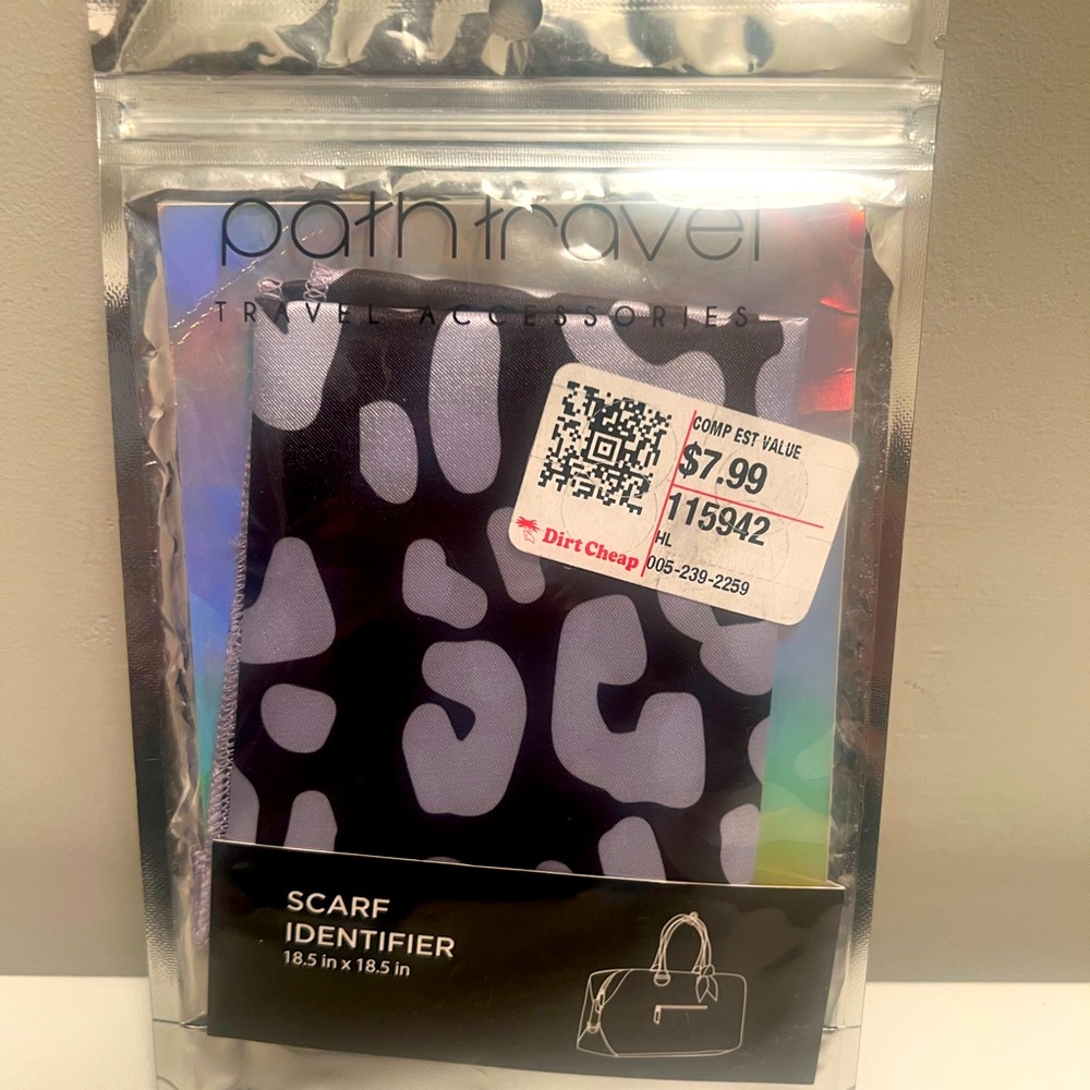 Path Travel Scarf Identifier